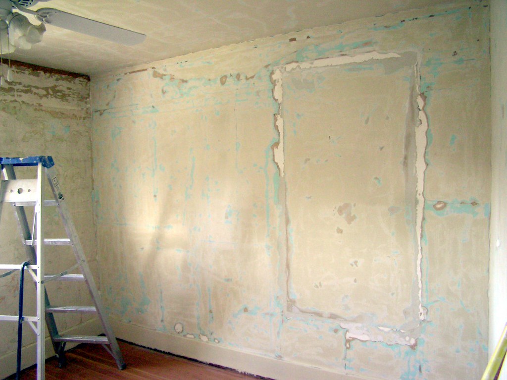 Photo réaliste de peinture isolante thermique en rénovation - vue 1