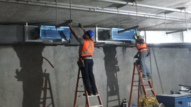Photo réaliste liée à vmc autoréglable en rénovation de maison