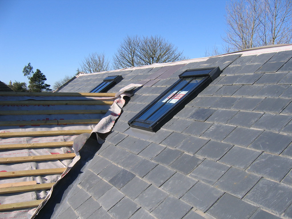 Photo réaliste pour fenetre de toit en rénovation - vue 1