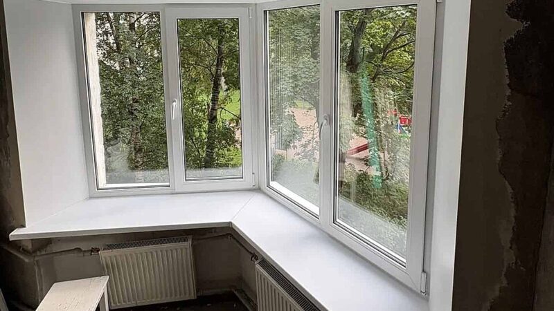 Photo réaliste pour prix fenetre pvc en rénovation de menuiserie