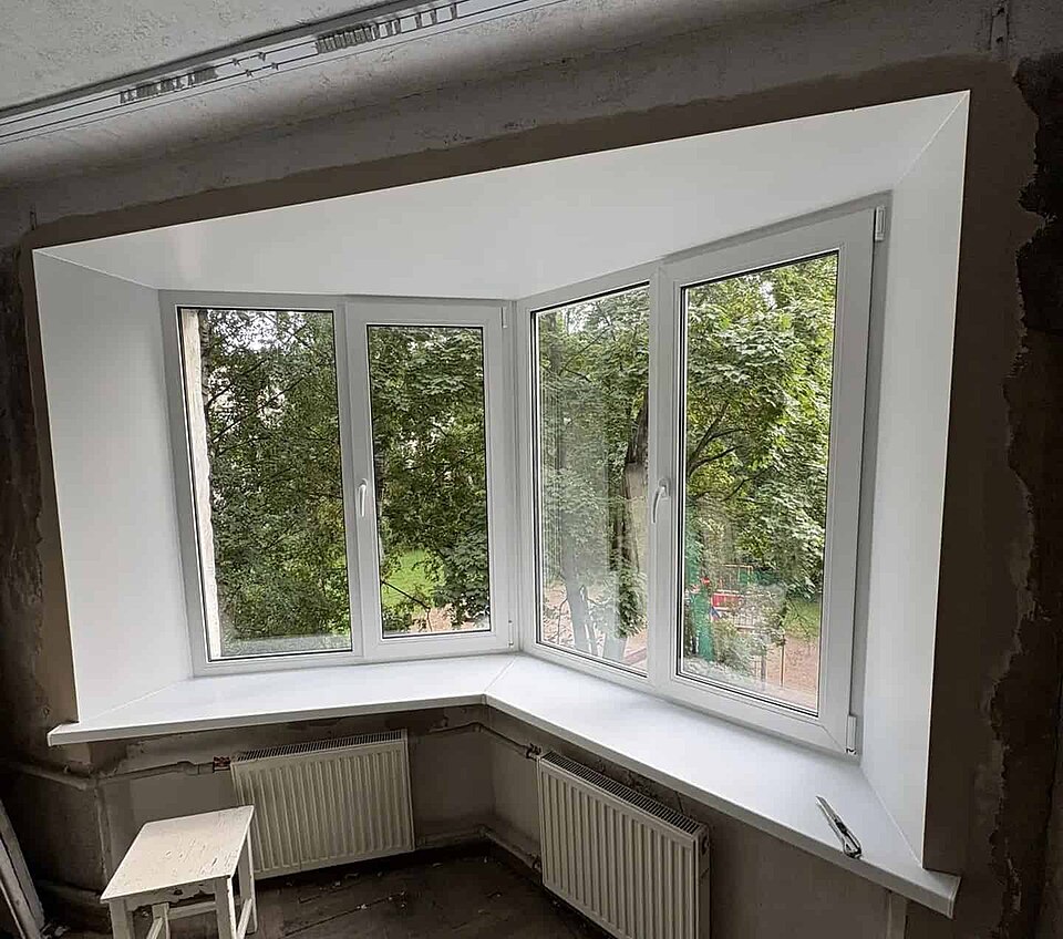 Photo réaliste pour prix fenetre pvc en rénovation de menuiserie